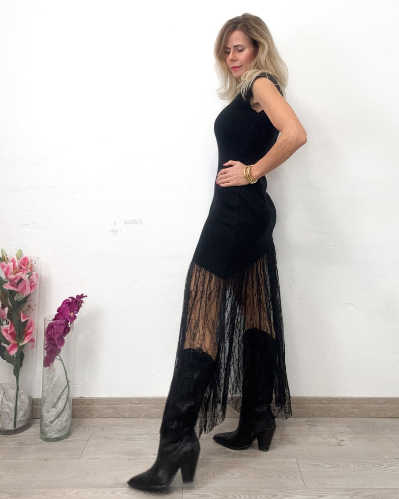 Vestido negro encaje