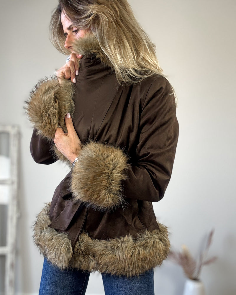 Abrigo marrón efecto ante