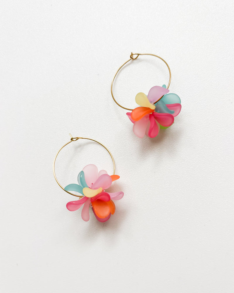 PENDIENTES HOJAS COLOR