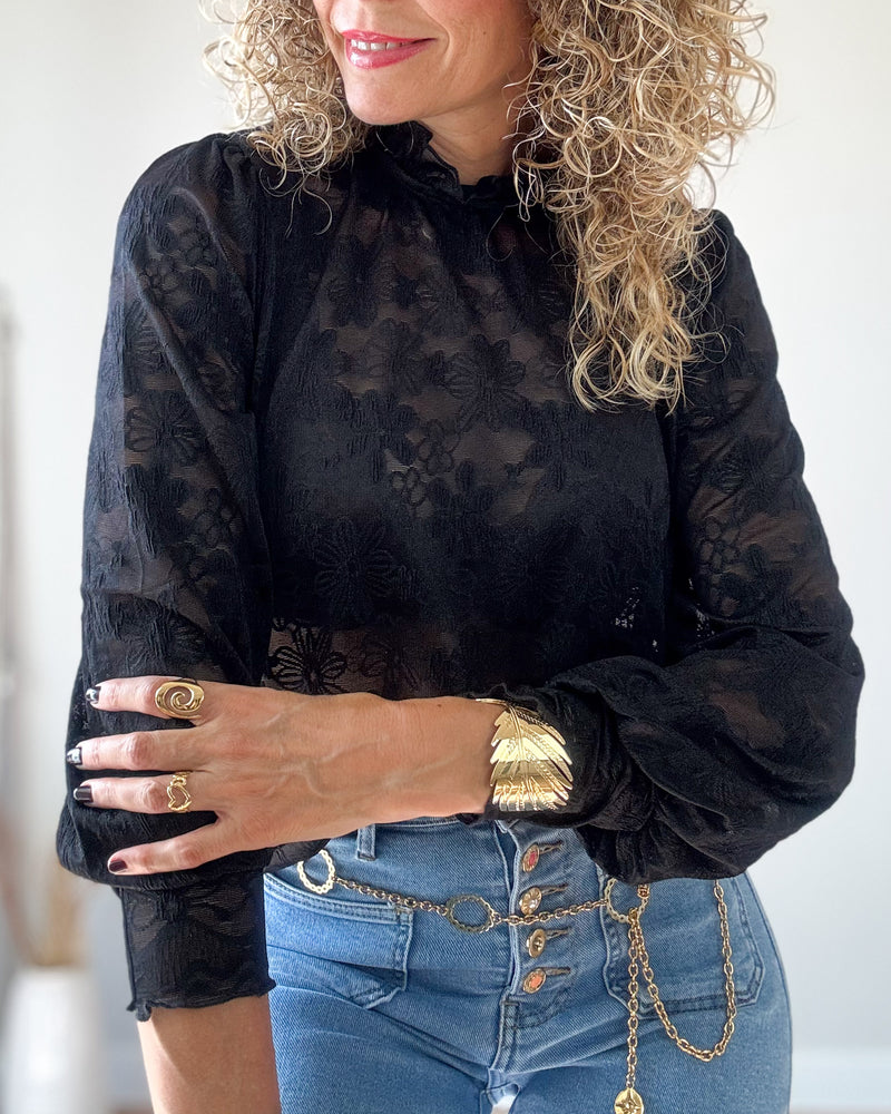 Blusa romántica negra