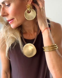 COLLAR OVAL GOLD