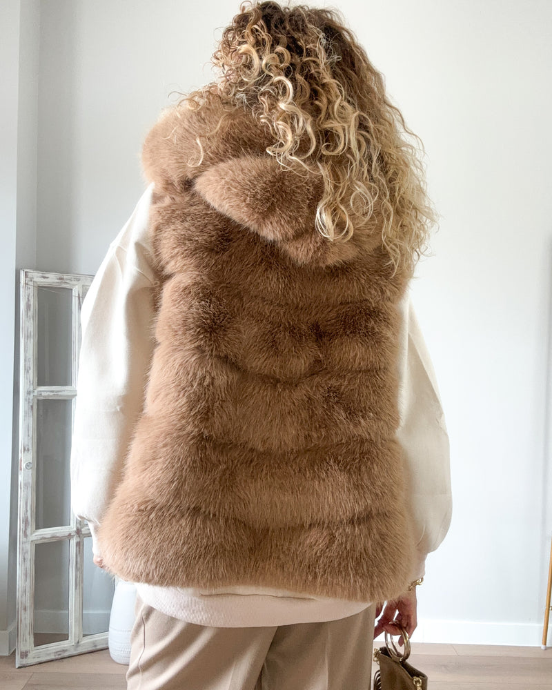 Chaleco pelo canela