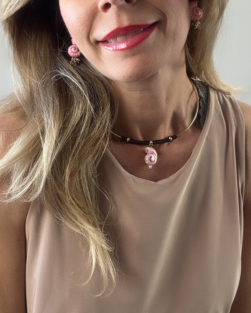 PENDIENTE CONCHA ROSA