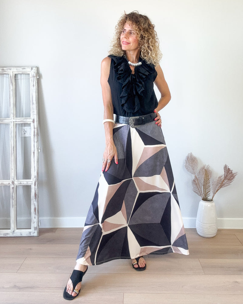 Blusa negra volantes