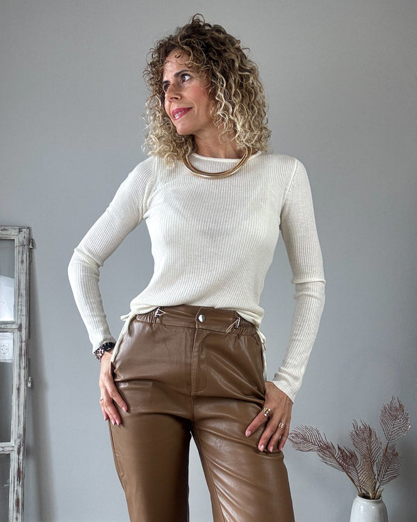 Camiseta beige cordón