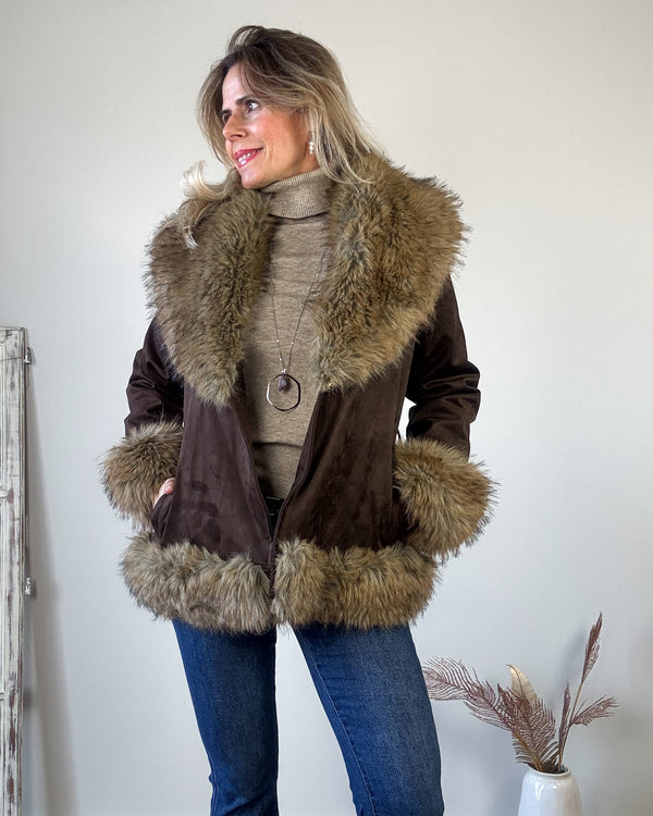 Abrigo marrón efecto ante