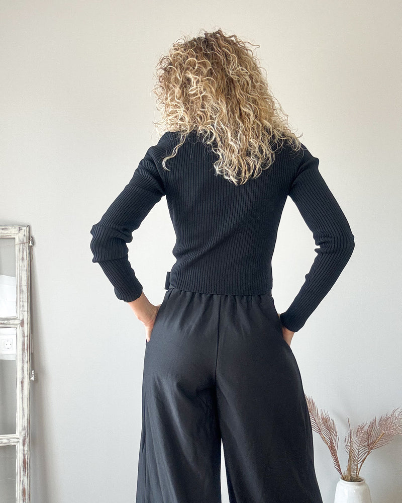 Pantalón negro ancho