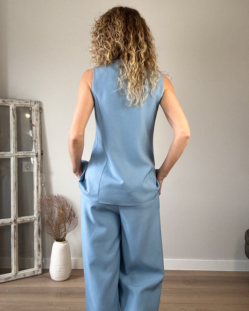 Conjunto chaleco azul