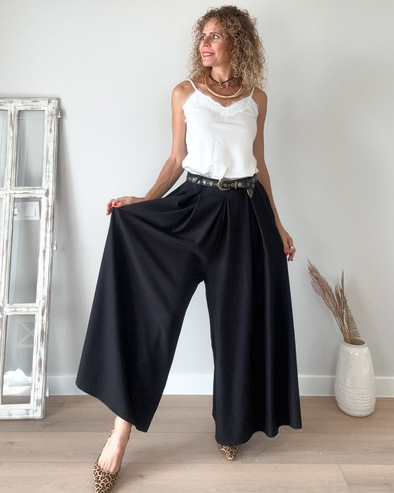 Pantalón negro wideleg