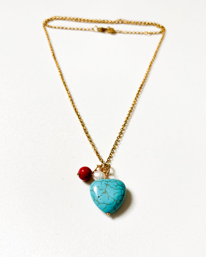 COLLAR CORAZÓN TURQUESA