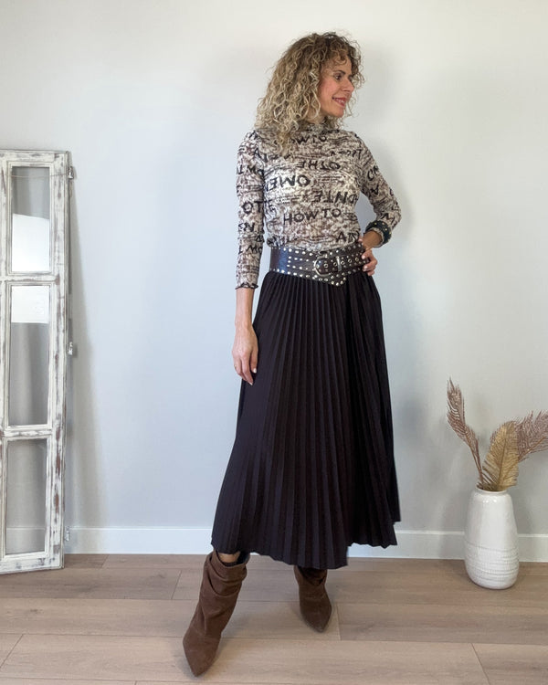 Camiseta marrón grafic