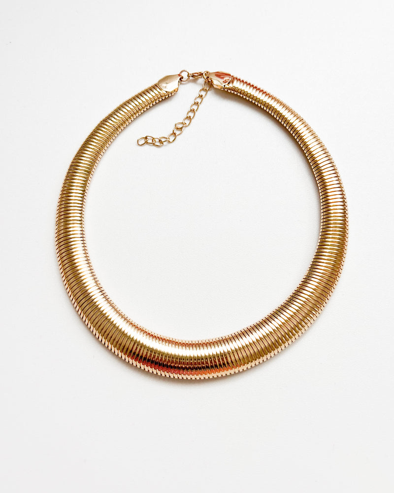 COLLAR GARGANTILLA ORO