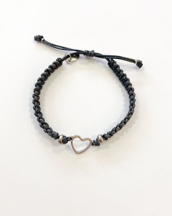 PULSERA CORAZÓN GRIS