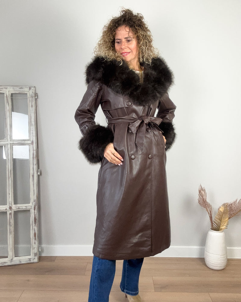 Abrigo polipiel marrón