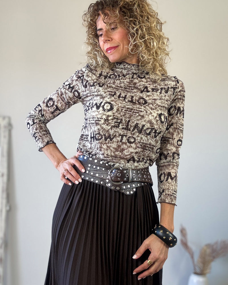 Camiseta marrón grafic