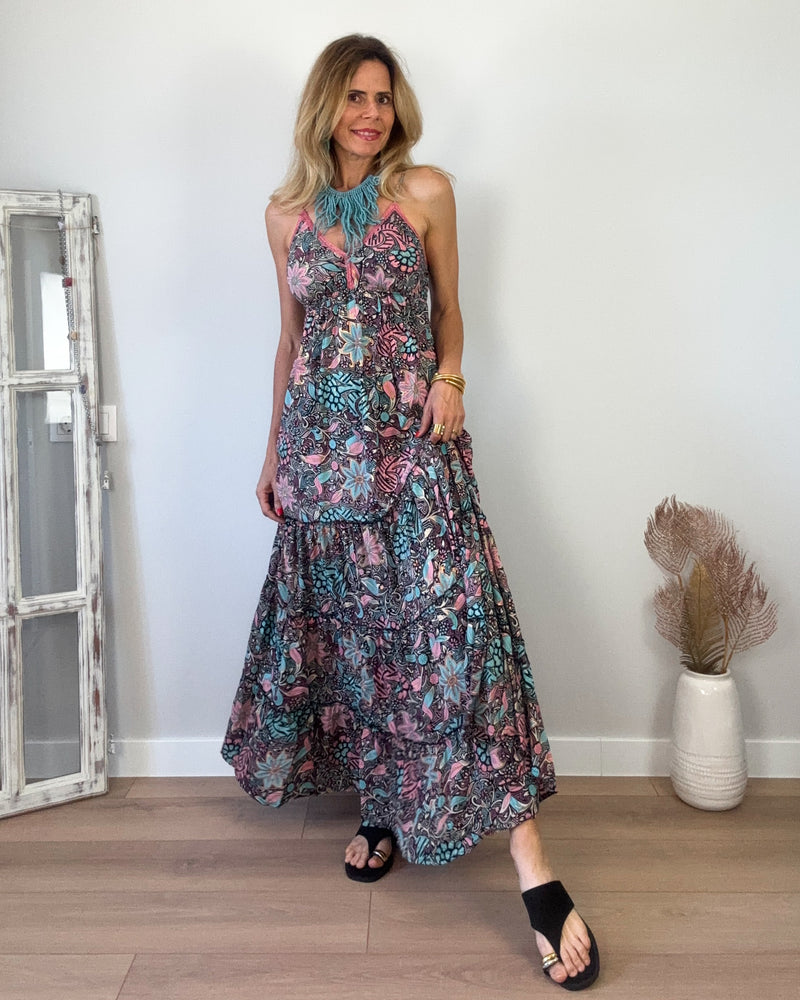 Vestido negro engomado