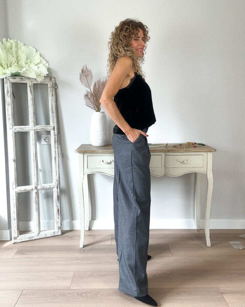 Pantalón gris wideleg