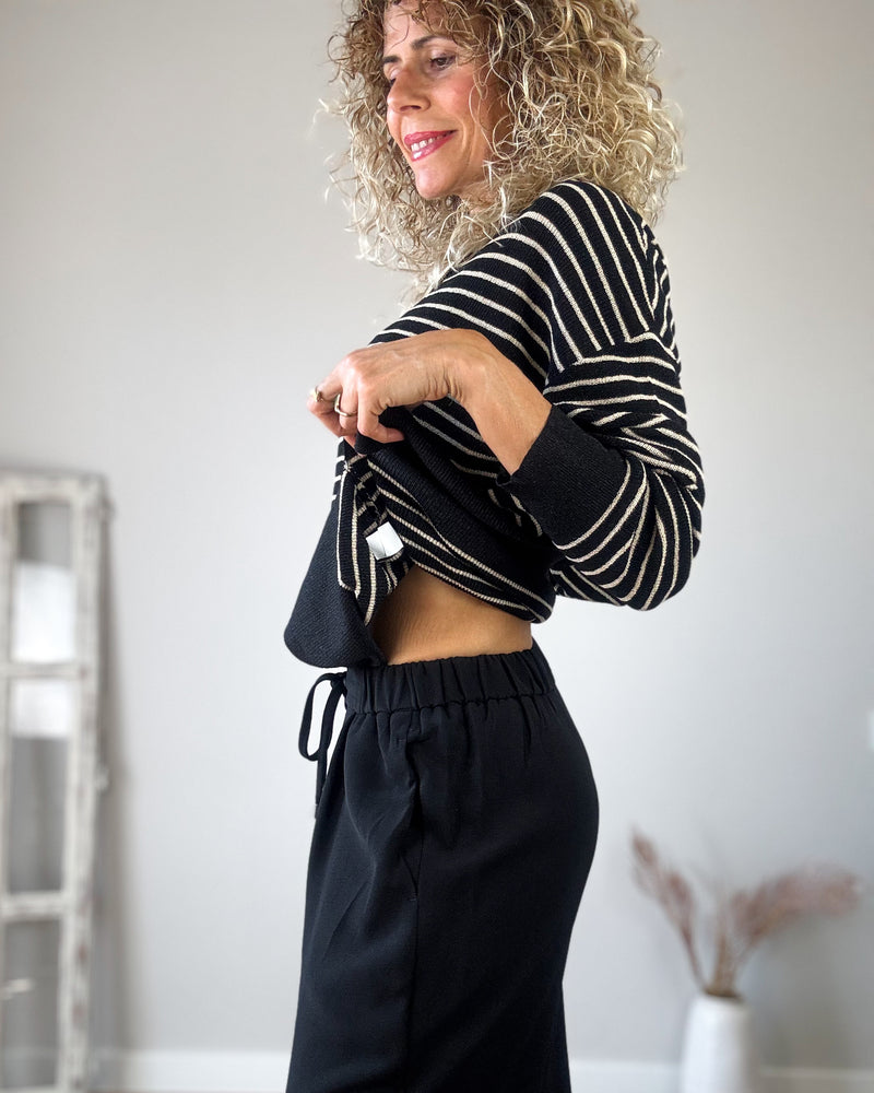 Pantalón negro cordón