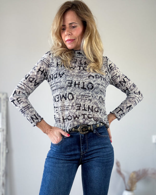 Camiseta negra grafic