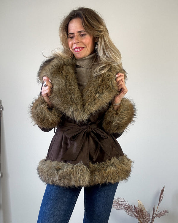 Abrigo marrón efecto ante