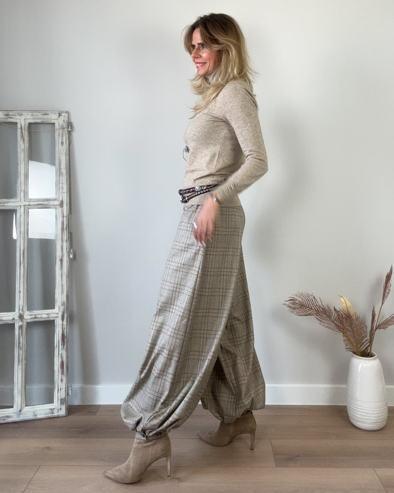 Pantalón cuadro bombacho