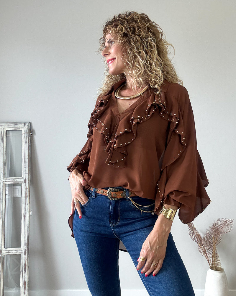 Blusa volantes tachas