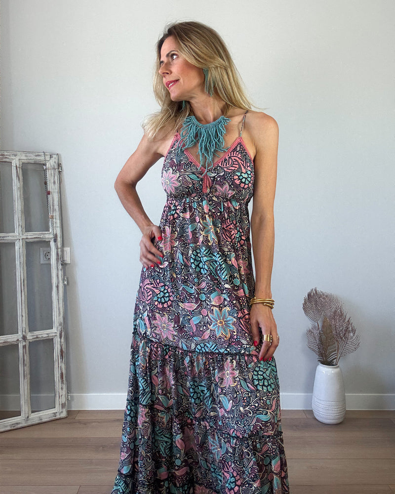 Vestido negro engomado