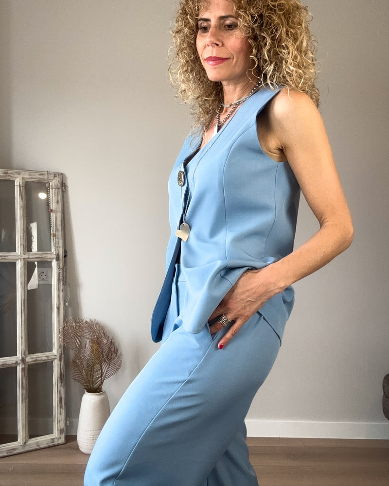 Conjunto chaleco azul