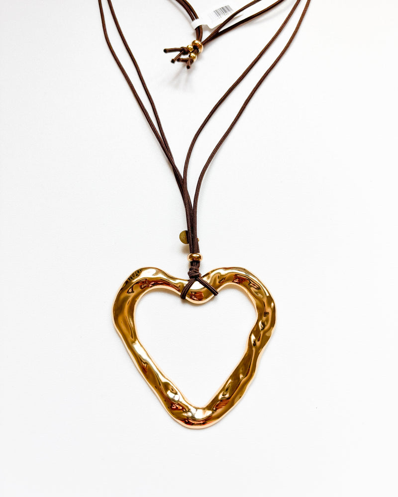 COLLAR CORAZÓN CHOCOLATE