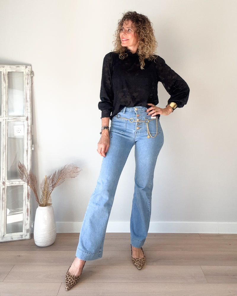 Blusa romántica negra