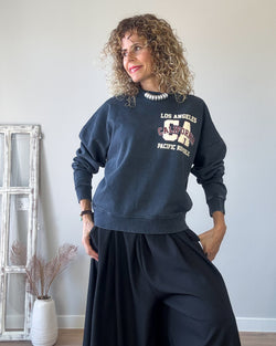 Sudadera gris letras