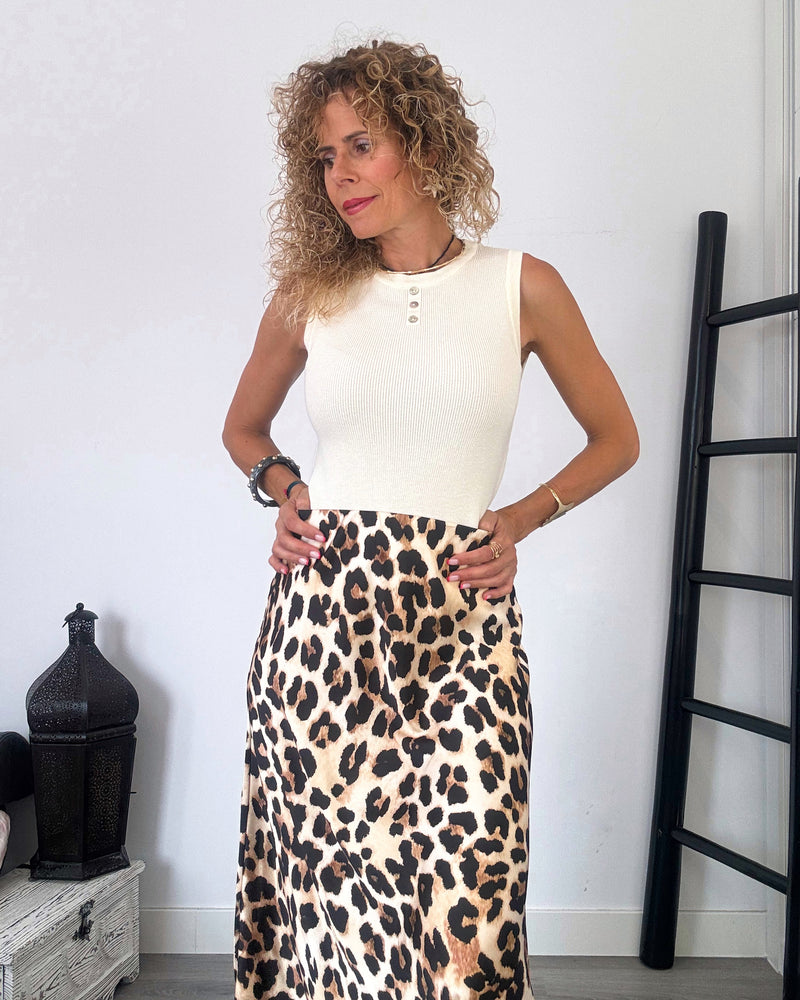 Camiseta cream botón