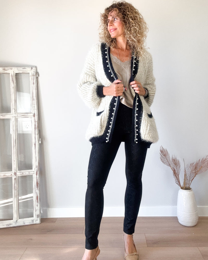 Chaqueta perlas beige