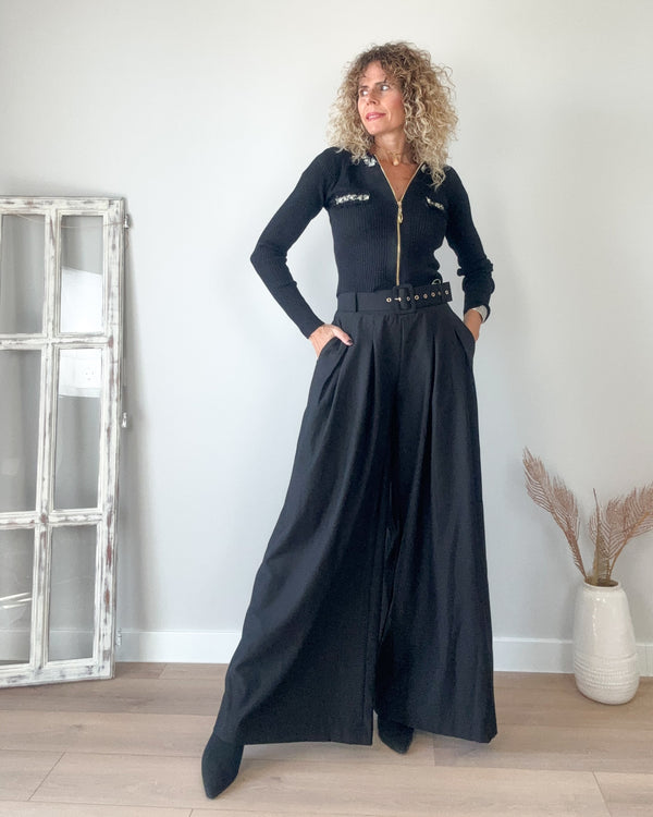 Pantalón negro ancho
