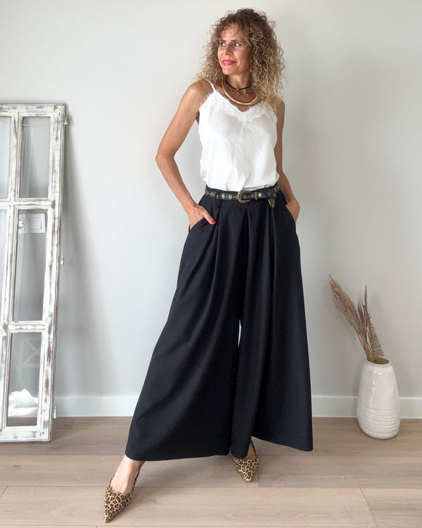Pantalón negro wideleg