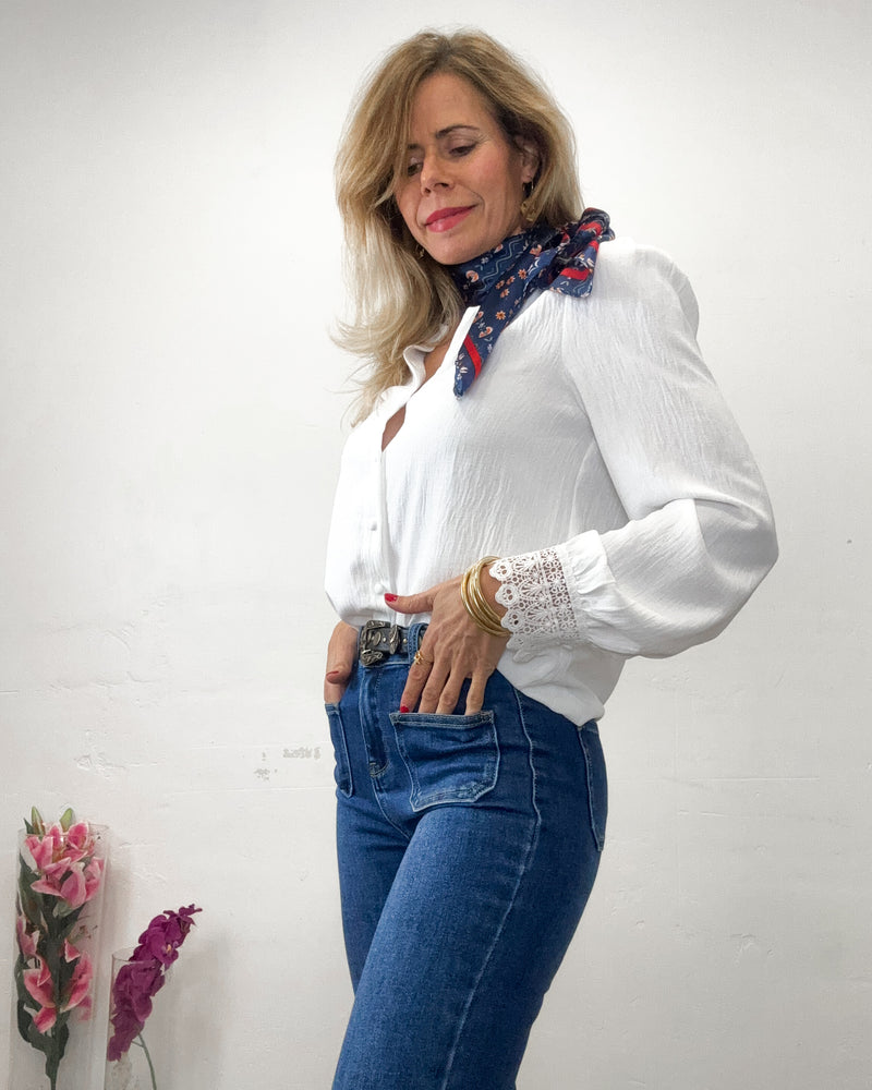 Blusa blanca puntilla