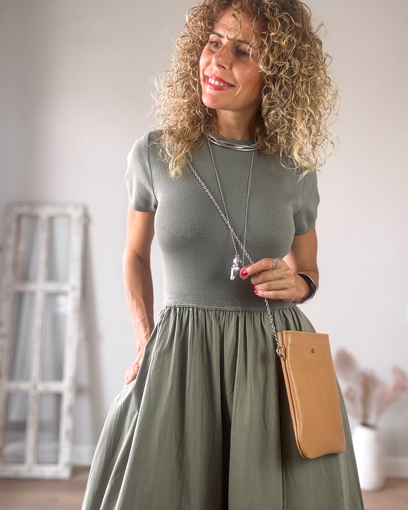Vestido oliva combi