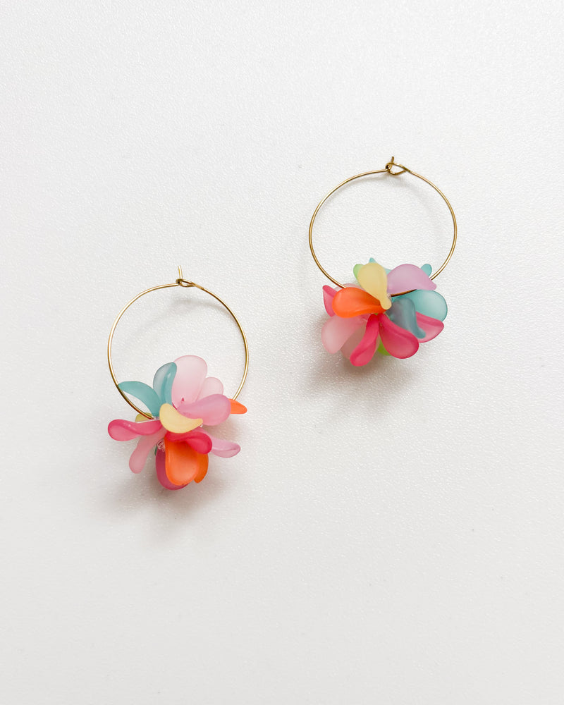 PENDIENTES HOJAS COLOR
