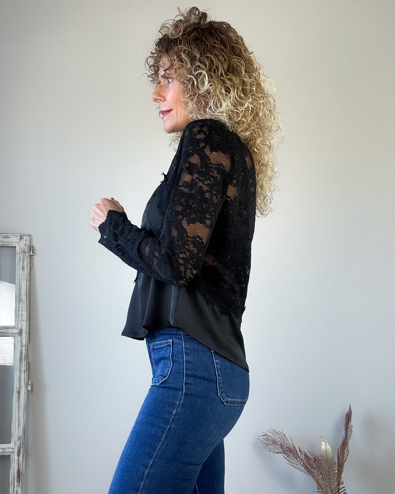 Camiseta encaje saten