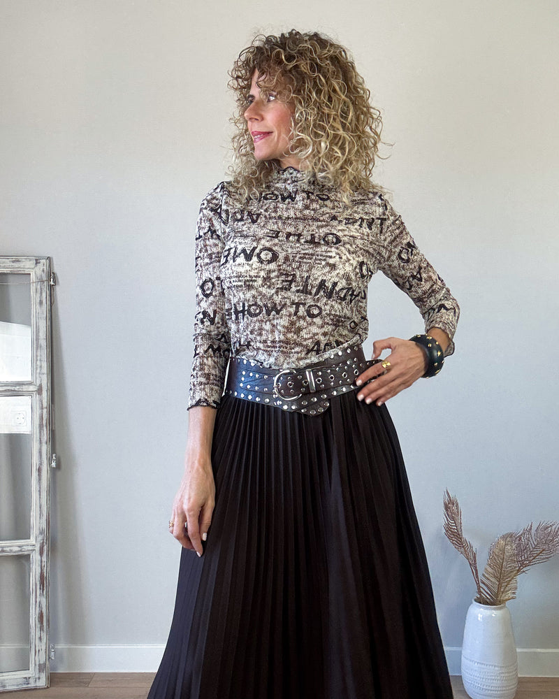 Camiseta marrón grafic