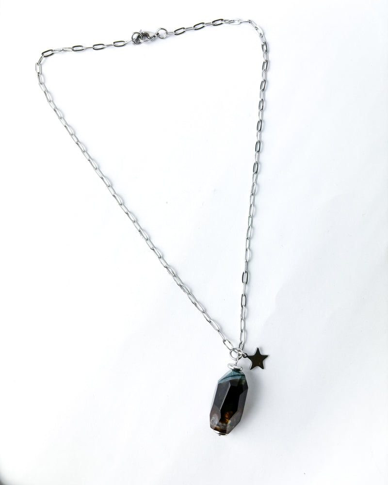 COLLAR PUNTA NEGRA