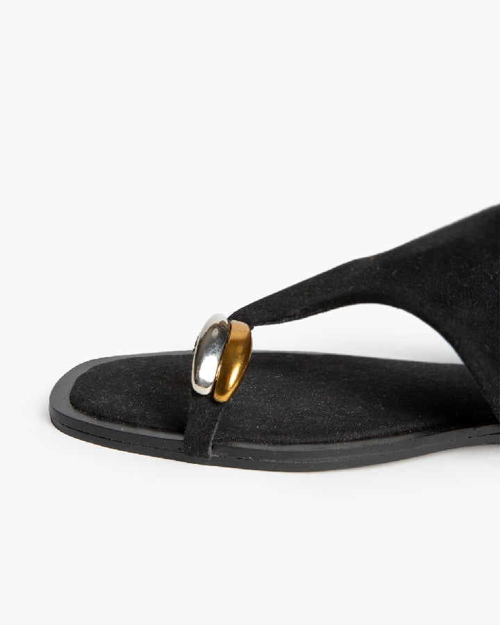 Sandalia negra gold