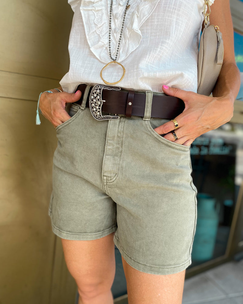 Short vaquero militar