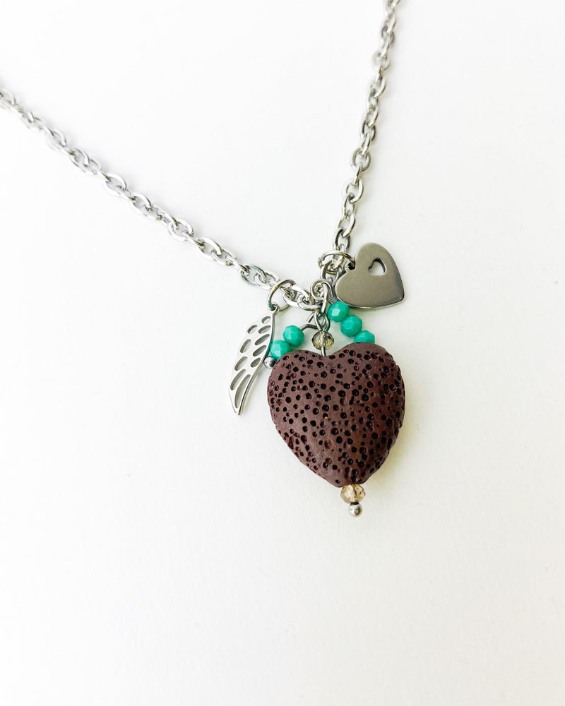 COLLAR CORAZÓN CHOCO