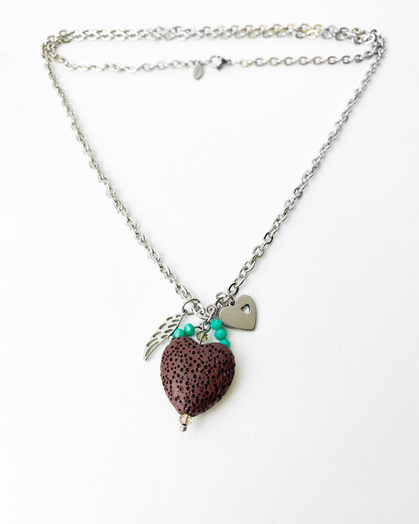 COLLAR CORAZÓN CHOCO