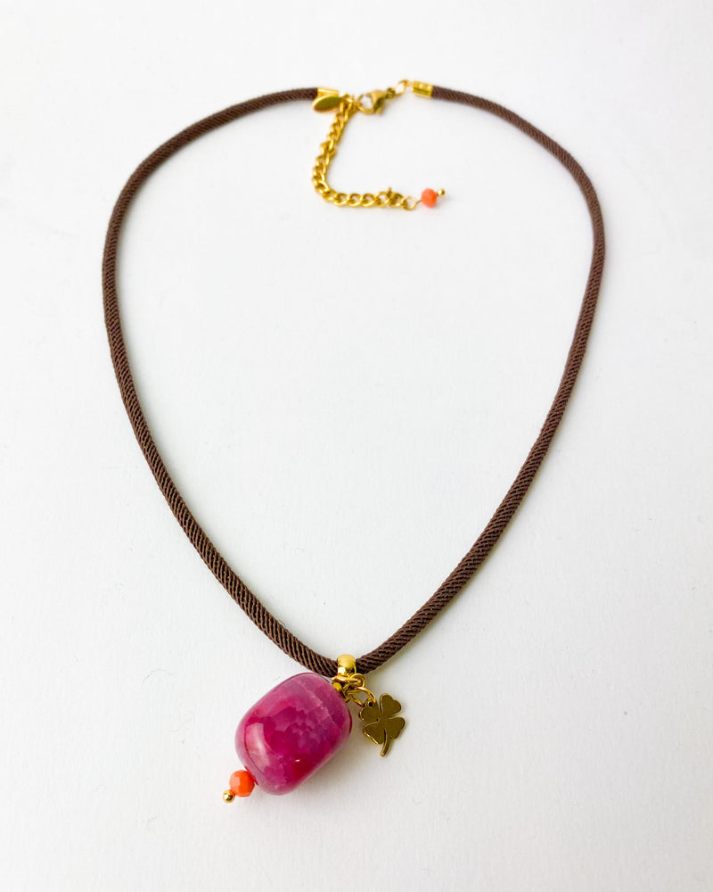 COLLAR AGATA FUCSIA CORDÓN