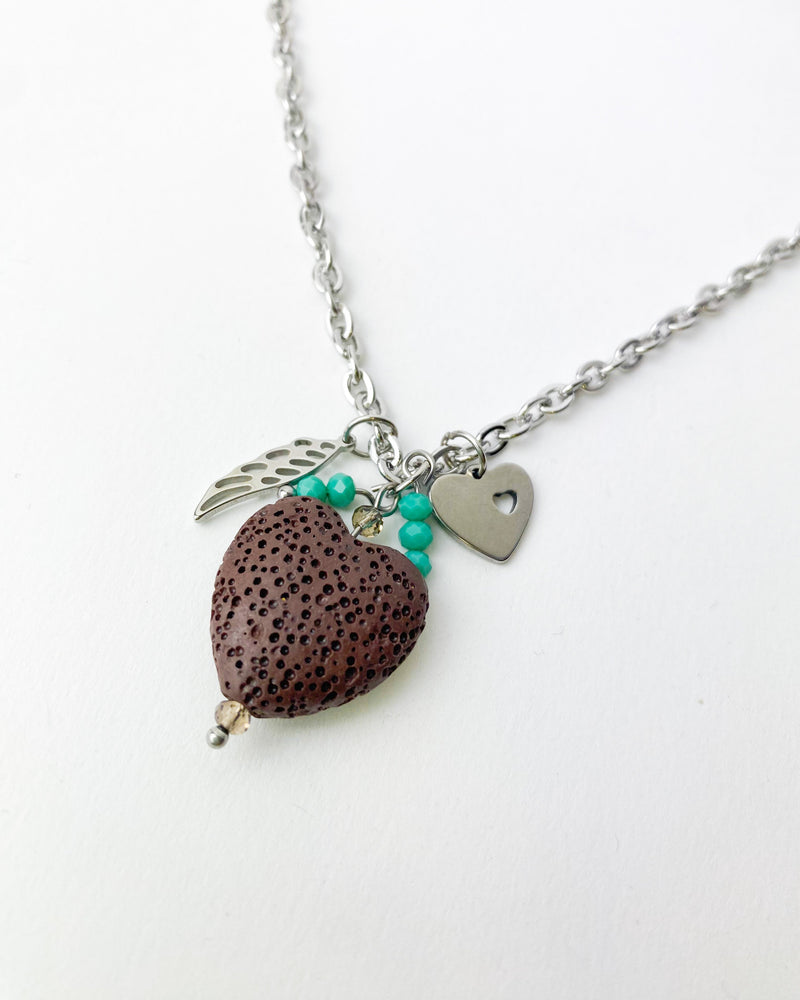 COLLAR CORAZÓN CHOCO