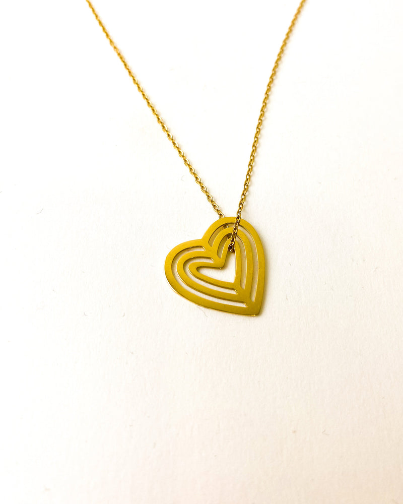 COLLAR CORAZÓN TRIPLE
