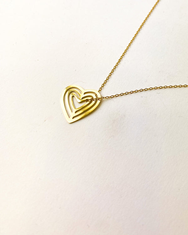 COLLAR CORAZÓN TRIPLE