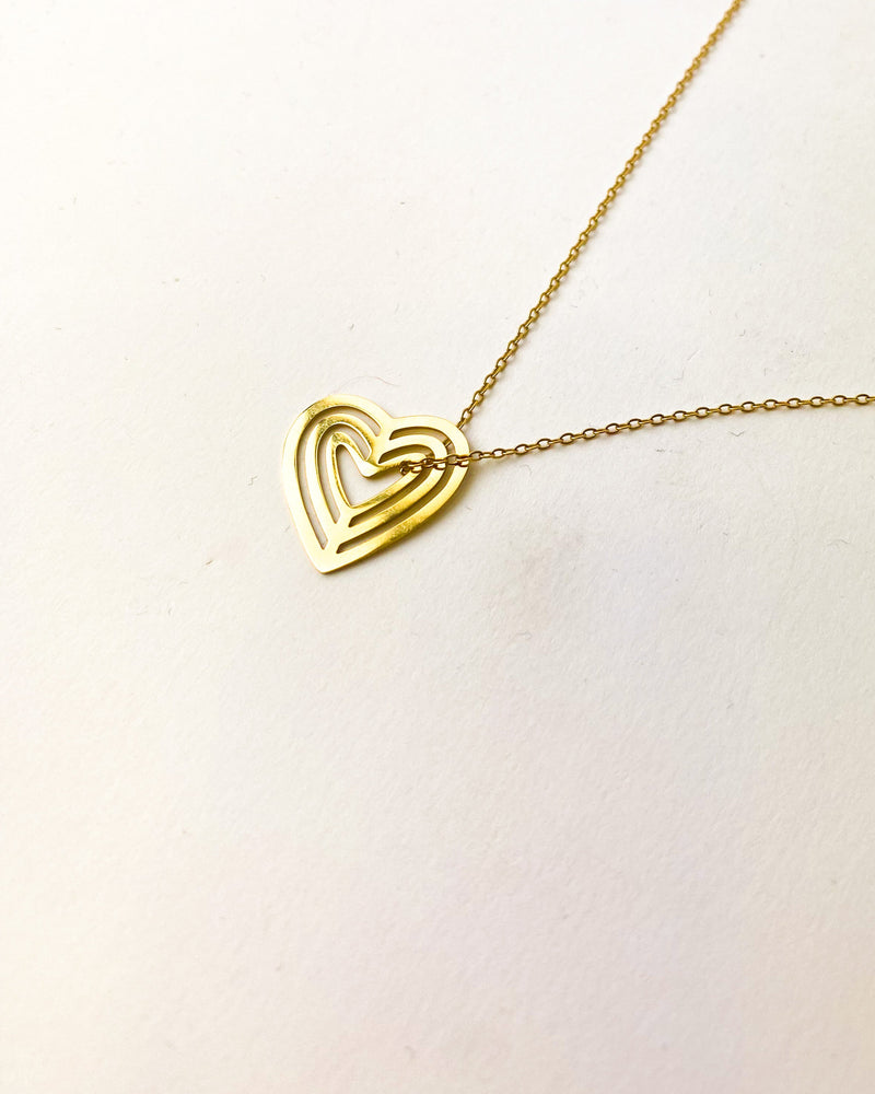 COLLAR CORAZÓN TRIPLE